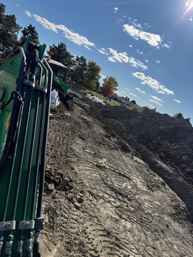 Excavation d’un talus à la pelle mécanique à Ottawa